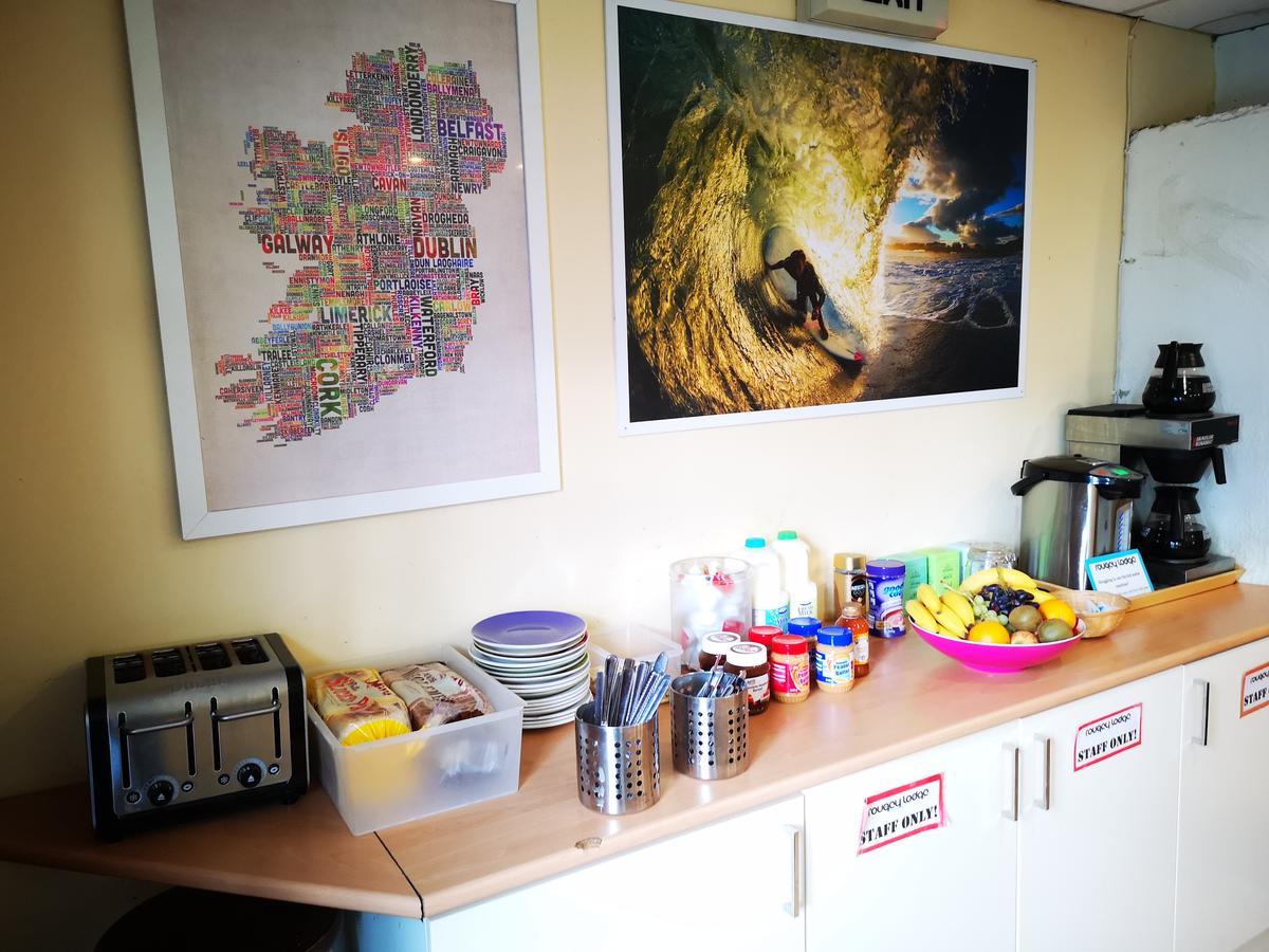 בונדוראן Rougey Lodge Hostel מראה חיצוני תמונה