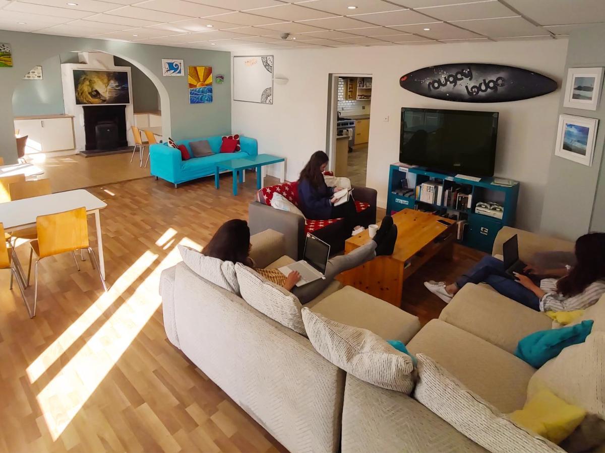 בונדוראן Rougey Lodge Hostel מראה חיצוני תמונה